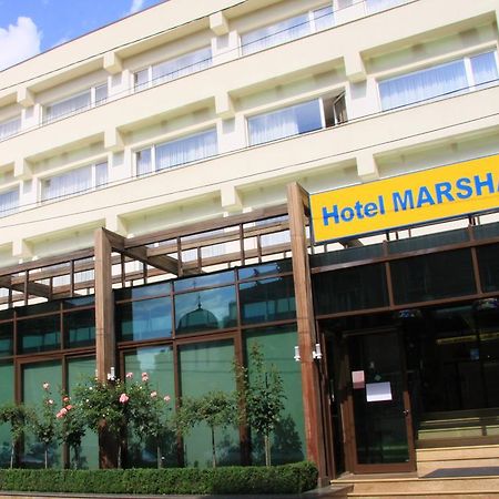 Marshal Hotel Bucarest Exterior foto
